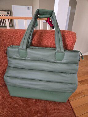 LOLE puffer tote bag - green